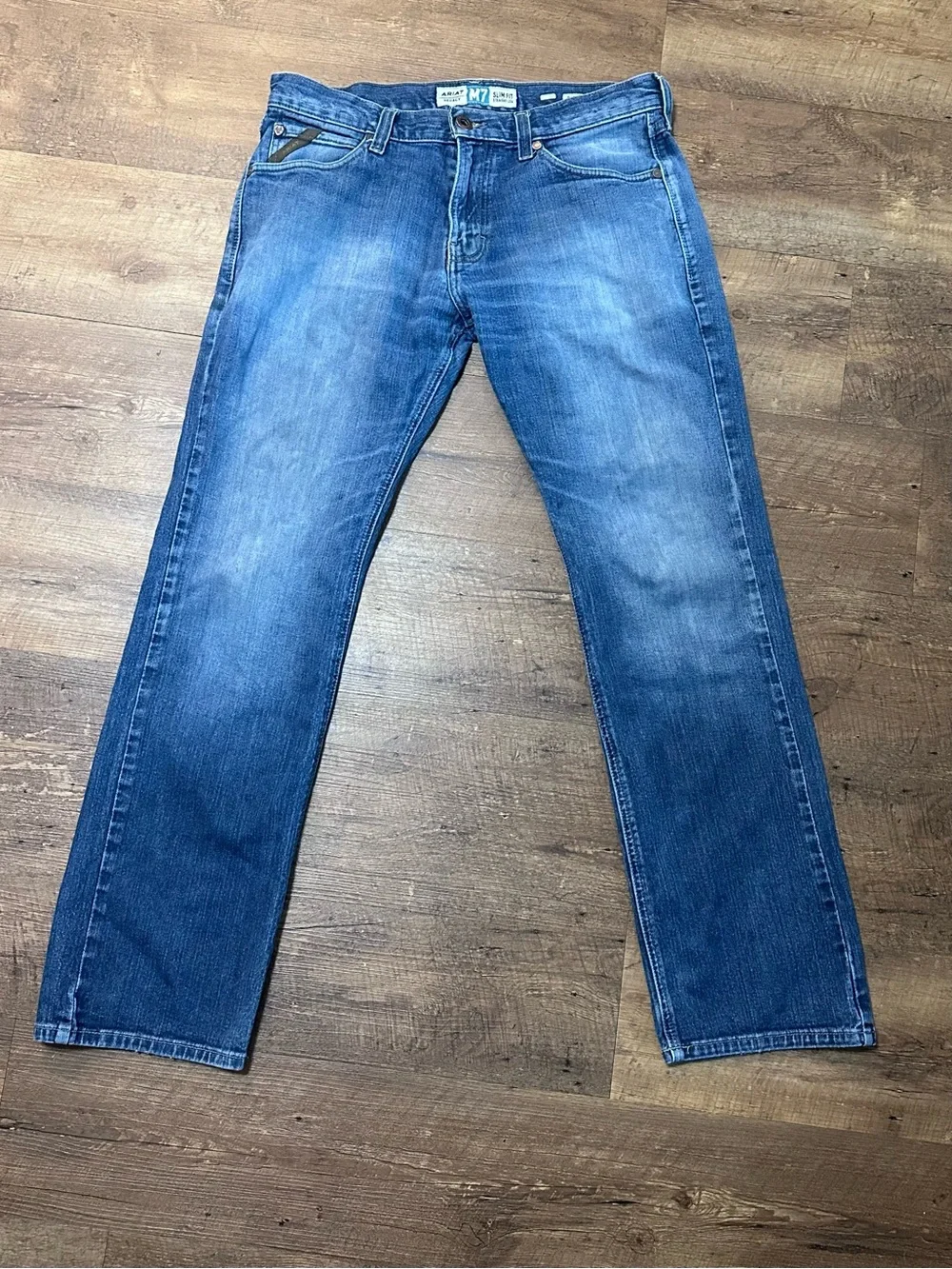 Ariat Legacy M7 Slim Fit Straight Leg Jeans Medium Wash Men’s Size 34x34 Cowboy